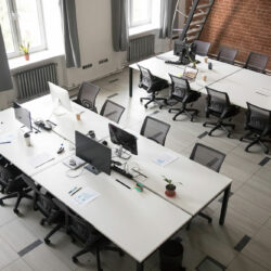 8 benefits of shared coworking office spaces