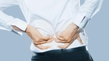 4 daily habits to combat back pain