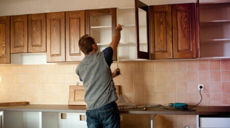 How to pick the right materials for your kitchen cabinets