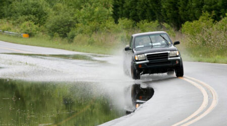 Nissan Frontier: Small truck at an affordable price