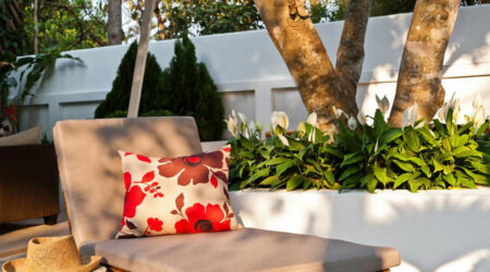 Tips to select the best outdoor cushions