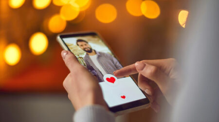 Top 4 dating apps in India this year